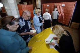 Referendum o samostatnosti Doněcké a Luhanské oblasti.