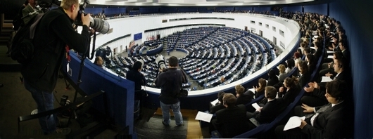 Asi 20 procent míst v EP obsadí podle průzkumů strany kritické k Unii.