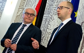 Šéf německé diplomacie Steinmeier jedná v Kyjevě s tamním premiérem Jaceňukem.