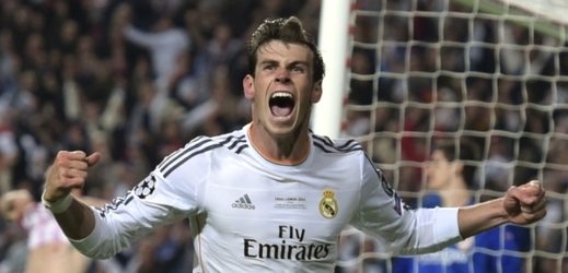 Gareth Bale se raduje z rozhodujícího gólu Realu Madrid.