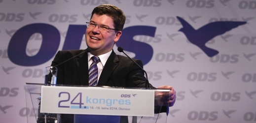Jiří Pospíšil v lednu neobhájil post místopředsedy ODS, přešel k TOP 09. Ale mandát jí dát nemohl.