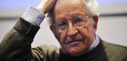 Noam Chomsky v Olomouci.