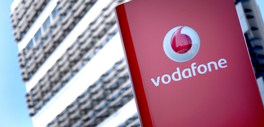 Vodafone uvedl, že vlády šesti zemí mohou odposlouchávat jeho síť.