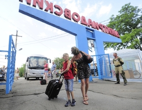 Běženci z východu Ukrajiny dorazili do ruského prázdninového rezortu.