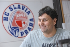 Dlouholetý trenér Slavie Vladimír Růžička.