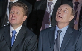 Šéf Gazpromu Alexej Miller (vlevo) s prezidentem Vladimirem Putinem.