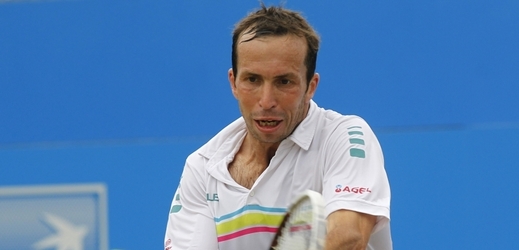 Český tenista nestačil v semifinále Queen's Clubu na Španěla Lopéze.