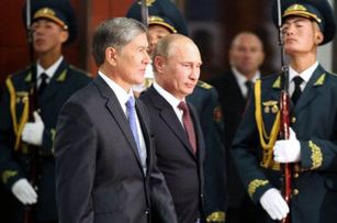Kyrygszský prezident Atambajev a šéf Kremlu Putin.