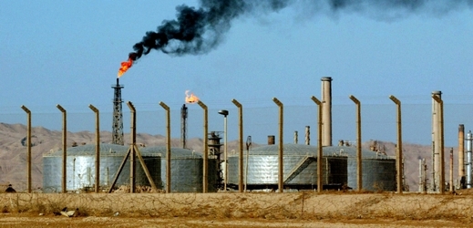 Část rafinerie v Bajdží na archivním snímku.