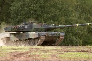 Bojový tank Leopard 2A7+.