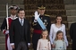 Král Filip VI. s rodinou a španělským premiérem Marianem Rajoyem.