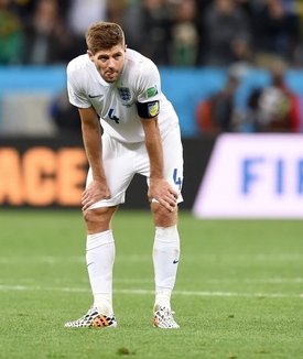 Tým kapitána Stevena Gerrarda na mistrovství světa nezískal zatím jediný bod.