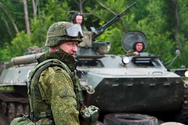 Kreml odmítá, že by k ukrajinské hranici znovu posílal vojáky.