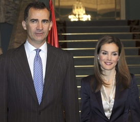 Felipe VI. se svou manželkou Letiziou na první oficiální královské audienci.