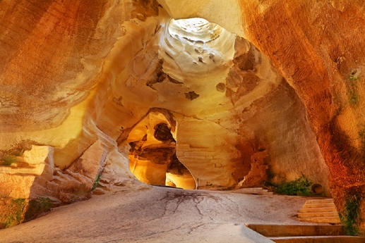Jeskyně Mareša v národním parku Bejt Guvrin. Jeskyně byla ve starověku osídlena. Izrael. (Foto: Shutterstock.com)