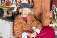 S určováním štěstí Bhútánců pomohou japonští experti.
