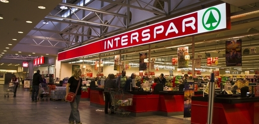 Prodejny Interspar byly v Česku ztrátové.