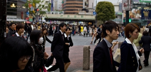 Japonská vláda zvýšila daň z obratu. Má dotovat především vyšší sociální výdaje.