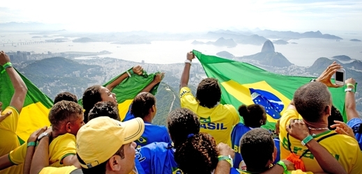 Fanoušci si užívají šampionát v Brazílii různými způsoby.