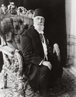 Zatím poslední osmanský chalífa Abdülmecid II. (1922 až 1924).