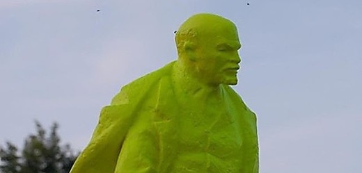 Socha Lenina na krakovském náměstí.