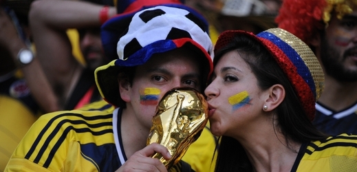 Kolumbijští fanoušci si při fotbalovém mistrovství světa připomínají obránce Andrése Escobara.