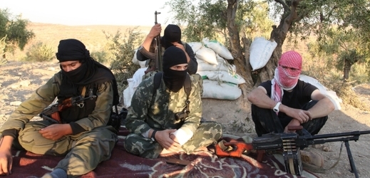 Příslušníci fronty al-Nusra v Sýrii.