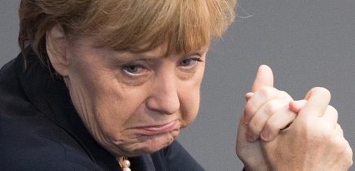 Angela Merkelová tvrdí, že by s Ruskem ráda zase jednou spolupracovala. Teď to prý nejde a doplácejí na to i němeccké firmy.