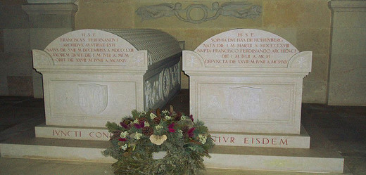 Hrobka Františka Ferdinanda a Žofie Chotkové v Artstettenu.