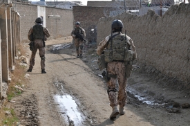 Čeští vojáci v Afghánistánu na základně Bagrám (ilustrační foto).