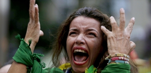 Fotbalové zděšení pohltilo po ostudné prohře 1:7 s Německem celou Brazílii.