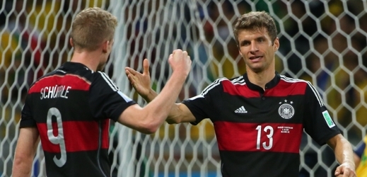 Němečtí fotbalisté postup do finále nijak bouřlivě neoslavovali.