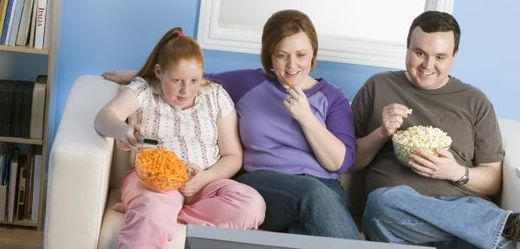 Mohou za obezitu u dětí v rodinách s více potomky rodiče, nebo starší sourozenci?