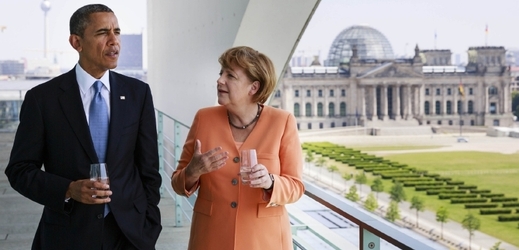 Obama -Merkelová. Nakřáplá důvěra.