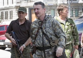 Velitel povstalců Igor Strelkov.