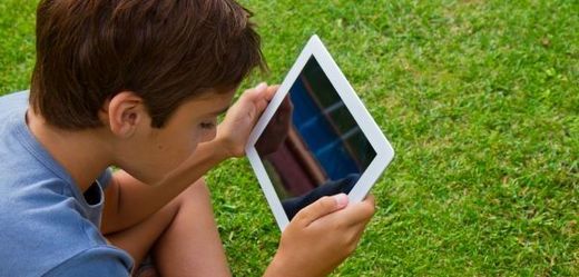 Jedenáctiletý mladík trpí alergií na svůj iPad, obsahuje totiž nikl (ilustrační foto).