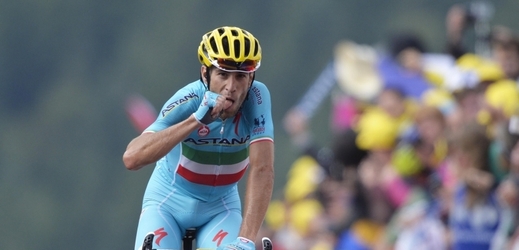 Vítězný cyklista Nibali.