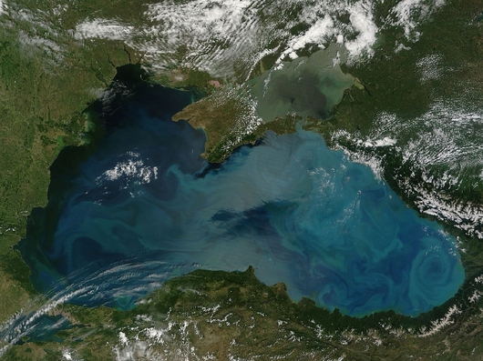 Černé moře a Krym z kosmu.