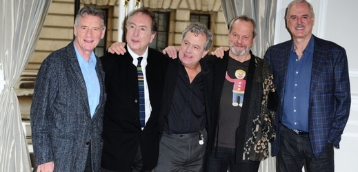 Skupina Monty Python. Zleva: Michael Palin, Eric Idle, Terry Jones, Terry Gilliam a John Cleese.