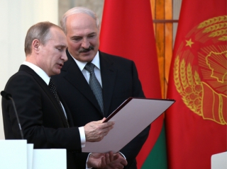Putin s přítelem Lukašenkem.