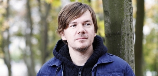 Stav zpěváka Michala Hrůzy je nadále vážný, ale stabilizovaný.