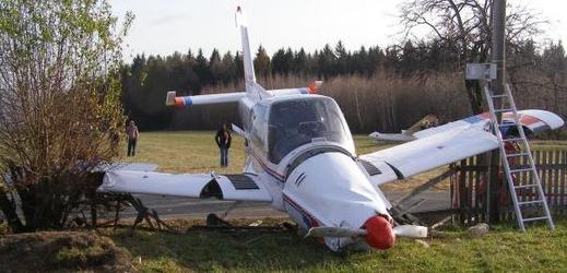 Pilot letadla nehodu nepřežil (ilustrační foto).