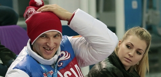 Ruská tenistka Maria Kirilenková oznámila, že zrušila plánovanou svatbu s hokejovou hvězdou Alexandrem Ovečkinem.