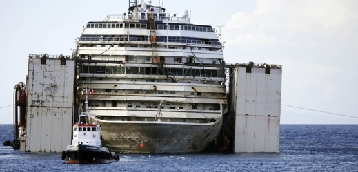 Costa Concordia je připravena na svou poslední plavbu.