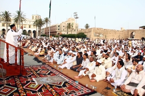Modlitby na konci ramadámnu v Tripolisu.
