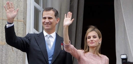 Felipe s Letizií vládnou Španělsku něco přes měsíc.