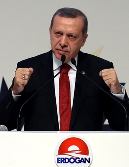 Erdogan: Stát jsem já!