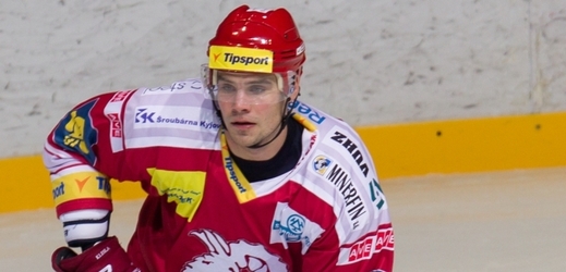 Rostislav Klesla si za Třinec zahrál už v roce 2012 během výluky NHL.