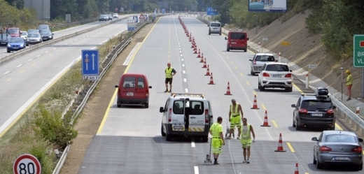 Dostavba dálnice D1 se u Jihlavy odkládá, protože by se nestihla do zimy.