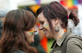 Letošní přehlídka upozorní na porušování práv homosexuálů.